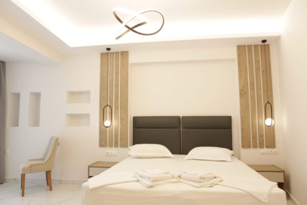 doub.room bal.